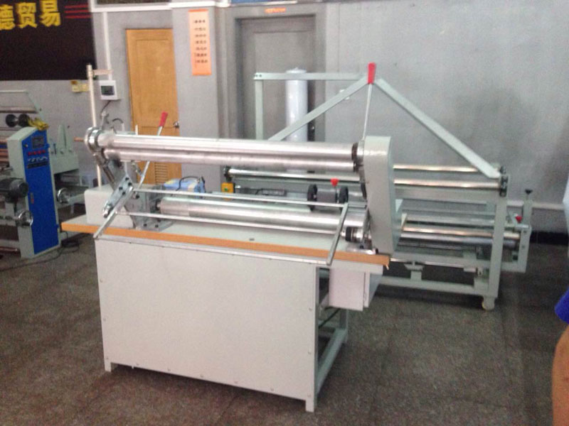 自动对折缝布机